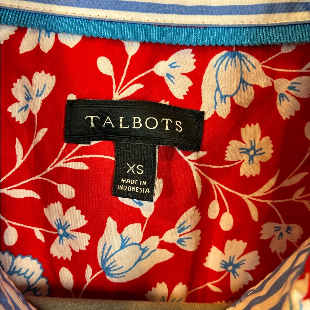 Talbots Floral Button Front Blouse Women’s XS Red White Blue Long Sleeve Classic - Picture 3 of 6
